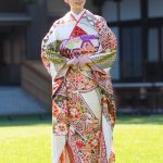 小芝風花、白地の晴れ着姿を華やかに披露 ＜オスカープロモーション新春晴れ着撮影会＞