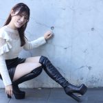 【写真特集】東大大学院生レースクイーン・Reina+Worldが美脚際立つクールなファッションで登場！