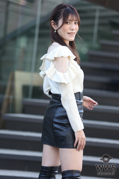【写真特集】東大大学院生レースクイーン・Reina+Worldが美脚際立つクールなファッションで登場！