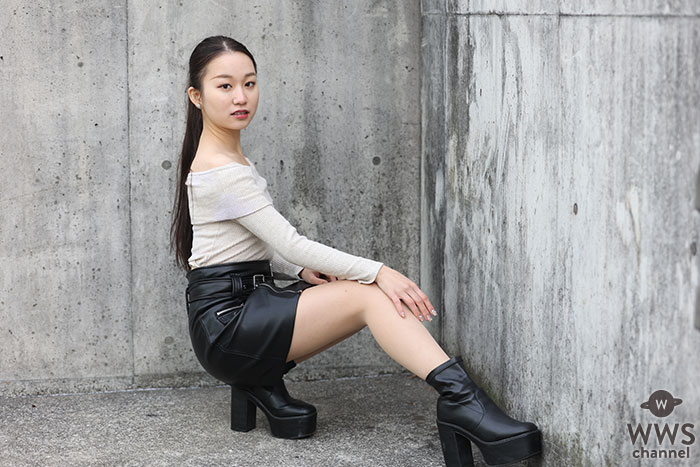 【2021ベストオブミス東京代表】西森由美子さんがクールなブラックコーデで肩出し＆美脚アピール！ 「コロナ禍は大きなチャンスと変化をくれたきっかけ。」