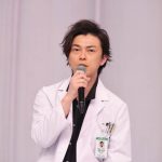 浜辺美波主演「ドクターホワイト」、出演キャスト陣は個性強め 柄本佑「『ドロドロの濃厚豚骨スープ』みたい」