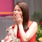 広瀬アリス、赤いドレスコーデで母とジュエリーの思い出を明かす＜第33回 日本ジュエリーベストドレッサー賞＞