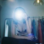 美澄衿依、フィルムで伝わる親近感グラビアに釘付け