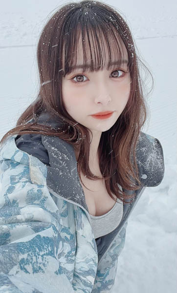 スポブラ女子・七瀬あかね、雪降るゲレンデでスポブラ姿披露！ファンから感謝の声ぞくぞく