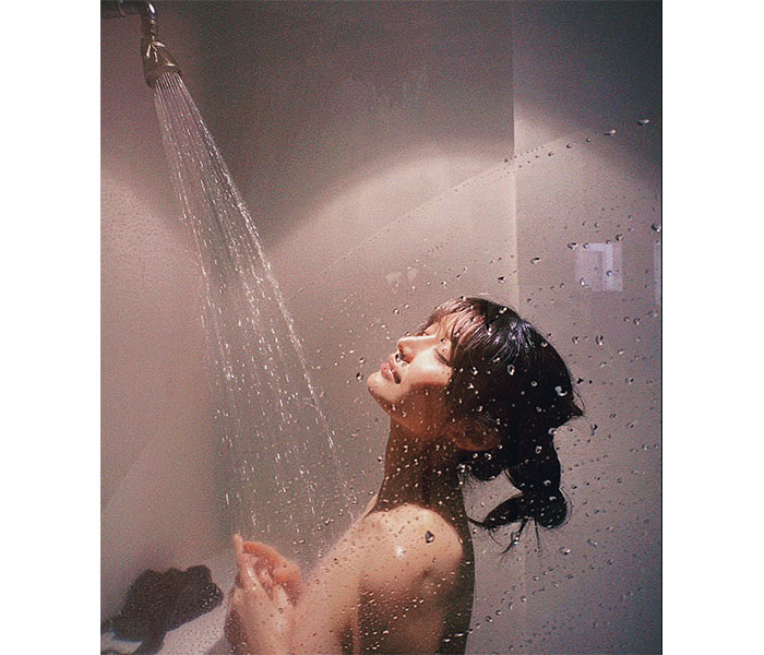 似鳥沙也加、映画のワンシーンのようなシャワー浴びに歓喜の声!「大変癒されました」