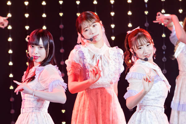 NMB48、最新シングルは上西怜と梅山恋和のWセンター! 新組閣発表&8期生もお披露目