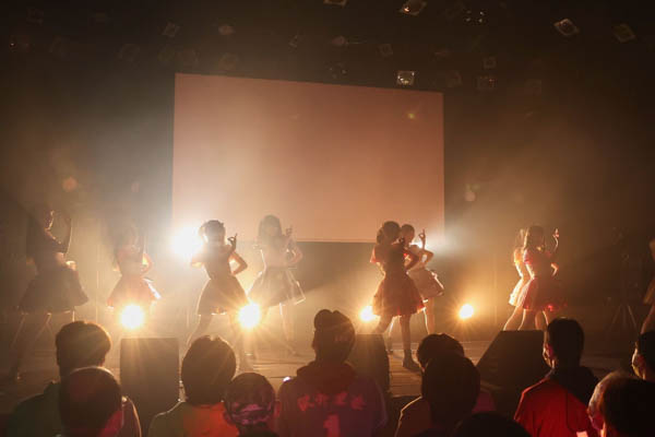 dela、24回目となる単独LIVEを名古屋ボトムラインで開催