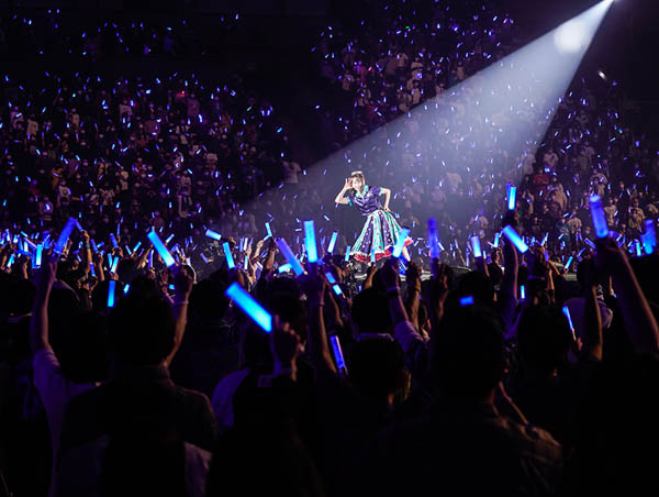 水樹奈々、2年4ヶ月ぶりに有観客ライブを開催