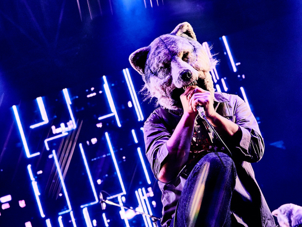 【ライブレポート】MAN WITH A MISSION、現状への思いを込めてステージ上で吠えまくる！ ＜COUNTDOWN JAPAN 21/22＞