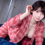 コスプレイヤー ・柑橘もこ、美谷間チラリなパジャマ姿で悩殺！「最高です！！」