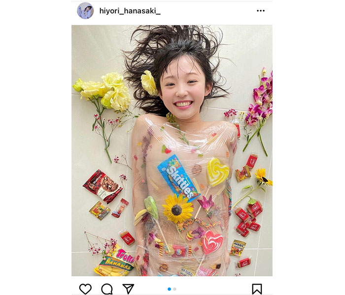 花咲ひより、包装された『お菓子ブラ』ショットに反響ぞくぞく