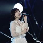 花澤香菜、生バンドをひっさげ届ける優しさにあふれるステージ＜オダイバ!!超次元音楽祭＞