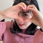 道重さゆみ、バレンタインにハートいっぱいの自撮りショット公開「チョコ貰った気分になりました」