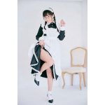鷲見玲奈、ノースリーブドレスでピアノを弾く写真に「ピアニストみたい素敵」の声