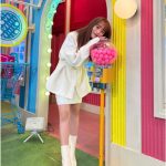 近藤千尋がおしゃカワな脚線美ショットにファン絶賛！「似合うねえ」「かっわいい！！！」
