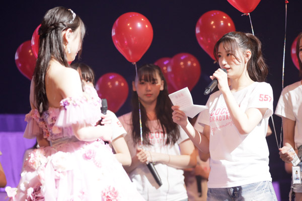 NMB48・ 梅山恋和卒コンに山本彩加登場！『梅山本』で「だってだってだって」披露