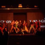 Girls2、「東京ガールズコレクション」で4月リリースの新EP2曲を披露＜マイナビ TGC 2022 S/S＞