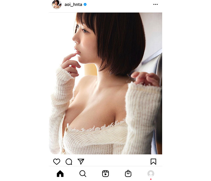 日向葵衣「あんまりないから・・・」、美麗なデコルテと横乳ラインで釘付け！