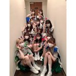 豆柴の大群が出演した「IDOL STAGE FES vol.1」舞台裏写真が到着「めちゃくちゃワクワクしました！」
