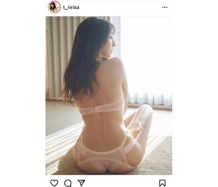 辻りりさ、圧倒的『美』を放つバックショットで魅了「とってもセクシーで素敵です」