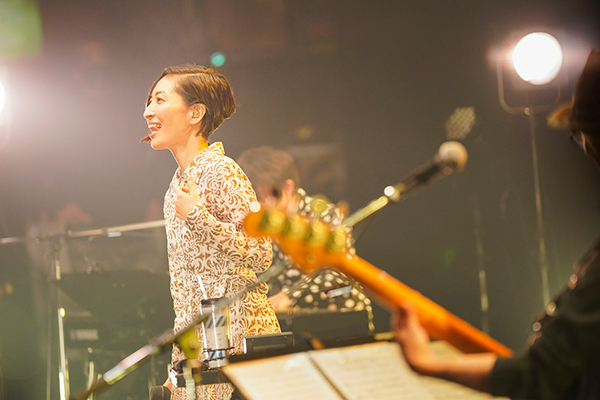 坂本真綾、両A面シングル 『菫 / 言葉にできない』 のリリースを記念した3日間限定劇場上映決定