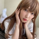コスプレイヤー・霜月めあ、シャツ越しに柔乳見せつけ！「ドキドキした・・・？」
