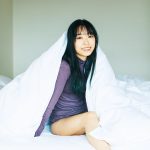 小林愛香、ロングヘアをカットする瞬間を捉えた写真集新規カット公開
