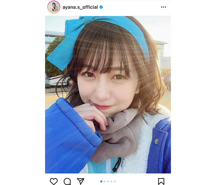 AKB48・篠崎彩奈、逆光で微笑むどアップ自撮りに歓喜の声ぞくぞく！