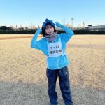 AKB48・篠崎彩奈、逆光で微笑むどアップ自撮りに歓喜の声ぞくぞく！