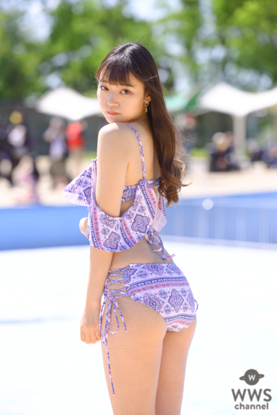 【写真特集 10枚】it's sunny・鈴川侑奈、イメージカラーの紫ビキニで視線釘付け！＜近代麻雀水着祭2022＞