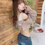 竹内星菜、自慢のくびれボディをバックショットで披露！「可愛さ満点」「くびれもお美しい」