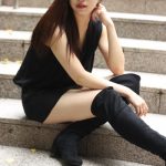 レースクイーン・今田希(dela)、セクシーなミニスカコーデで美脚アピール！ 「ヘルシーな色気をどんどん出していきたい。目標はソロの写真集やDVDを出すこと」