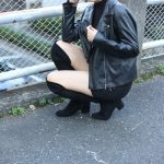 ハイトーンショートが鮮やかな藤本南(dela)、セクシーなブラックコーデで 絶対領域アピール！「これから韓国っぽい雰囲気を目指していきたい」