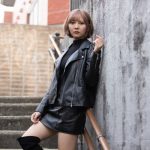 ハイトーンショートが鮮やかな藤本南(dela)、セクシーなブラックコーデで 絶対領域アピール！「これから韓国っぽい雰囲気を目指していきたい」