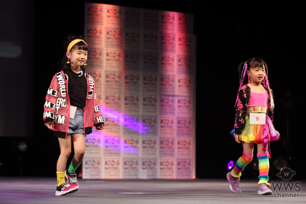 福岡でキッズモデル達がチアガールやスポーツ系のカラフルなファッションで華やかに盛り上げる！＜第6回九州キッズモデルオーディション＞