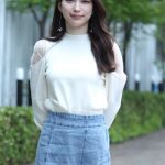グラビアタレント・雪平莉左が1st写真集「とろける。」への思いを語る！ 「ファッション系の要素もあるし、コスプレとか可愛い系も要素もあるので見て欲しい」