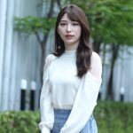 グラビアタレント・雪平莉左が1st写真集「とろける。」への思いを語る！ 「ファッション系の要素もあるし、コスプレとか可愛い系も要素もあるので見て欲しい」
