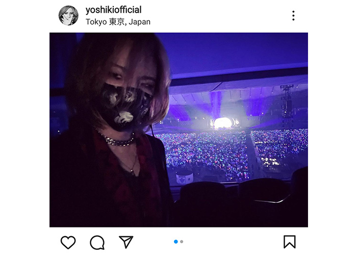 YOSHIKI、ラルクのライブ参戦でサングラス無しのオフショット公開「HYDEさんから元気もらって」の声も