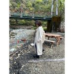 ドラマ『パンドラの果実』岸井ゆきの、河原ロケの合間を楽しむ姿公開