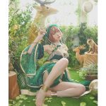 えなこ、美谷間あらわな「森の女神さま」コスプレ披露！「まさに女神降臨」「エロ可愛い」