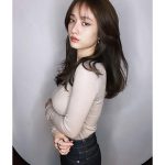 谷まりあ、色気溢れるかきあげ前髪披露！「抜群に似合ってて綺麗」「色気可愛さ爆発してる」