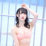 【写真特集 8枚】Teamくれれっ娘！・信野樹奈、ピンクビキニで際立つ透明ボディ披露！＜近代麻雀水着祭2022＞