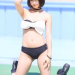 【写真特集 8枚】西山乃利子、黒髪ボブが風になびく大人セクシーな水着姿を披露！＜近代麻雀水着祭2022＞
