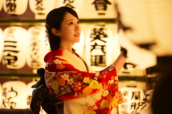 ミスユニバーシティ2019静岡代表・藤澤響花が幻想的な振袖姿を披露！