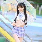【写真特集 12枚】コスプレイヤー・倉坂くるる、透け制服コスチュームで水着チラリ＜近代麻雀水着祭2022＞