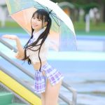 【写真特集 12枚】コスプレイヤー・倉坂くるる、透け制服コスチュームで水着チラリ＜近代麻雀水着祭2022＞