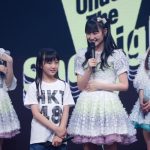 HKT48、6期生18名がお披露目！新曲『ビーサンはなぜなくなるのか？』サプライズ披露も