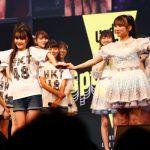 HKT48、6期生18名がお披露目！新曲『ビーサンはなぜなくなるのか？』サプライズ披露も