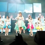 HKT48、6期生18名がお披露目！新曲『ビーサンはなぜなくなるのか？』サプライズ披露も