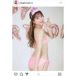 堀尾実咲、ピンクビキニで振り向くバックショットにキュン！「なんちゅう可愛さ」「スタイル抜群」